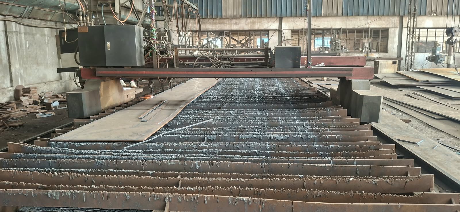 Plant and tools machinery photo 1